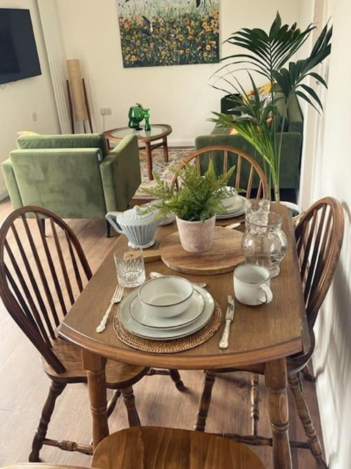 Living Like A Local At Dotties * Outwell